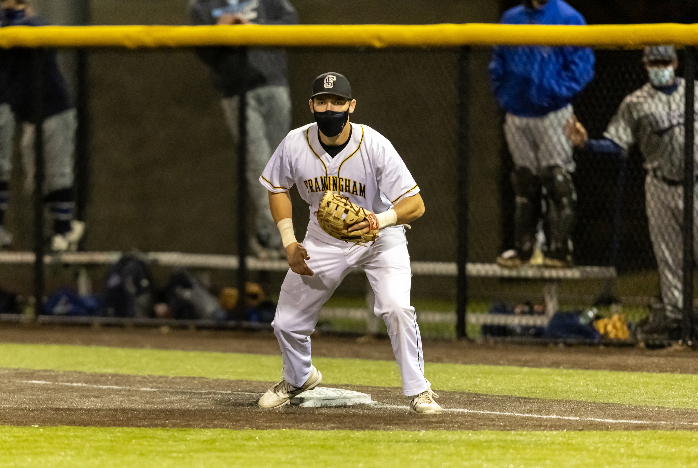 Baseball Drops a Pair of Non-Conference Games at Salem State