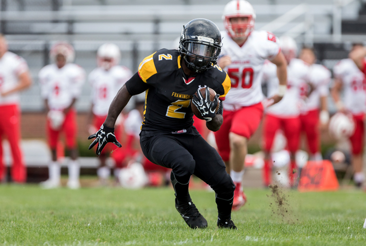 Wright Goes over 1,000 Yards as Football Defeats Worcester State 48-20