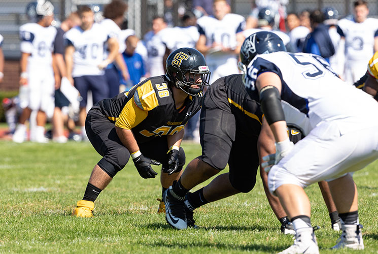 Football Clinches 2019 MASCAC Championship with 40-20 Victory over Bridgewater State