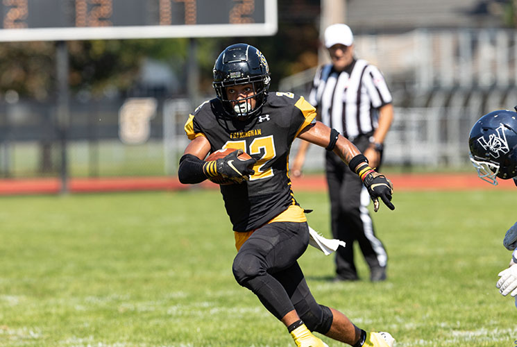 Football Closes Regular Season with 47-6 Win Over Worcester State