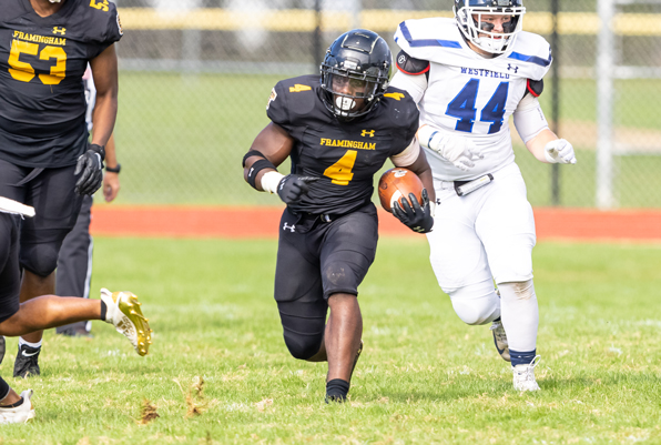 Football Closes Regular Season with 40-21 Win Over Worcester State