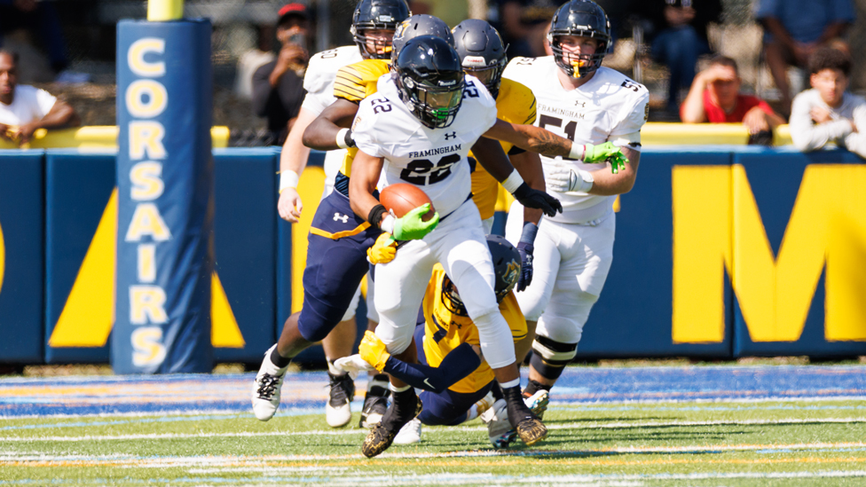 Football Closes Season with 21-16 Win Over Worcester State