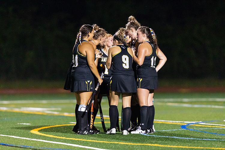 West Conn Outlasts Field Hockey; 3-1