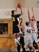 Men&rsquo;s Basketball Loses Thriller to Salem State 91-84