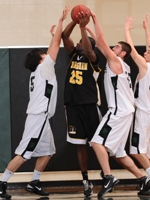 Men's Basketball Falls To Worcester State, 70-64