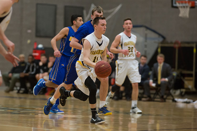 Men&rsquo;s Basketball Shoots Past MCLA 79-57