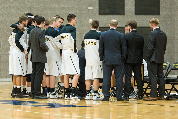 Men&rsquo;s Basketball Eliminated from MASCAC Tournament with 60-51 Loss at Bridgewater State