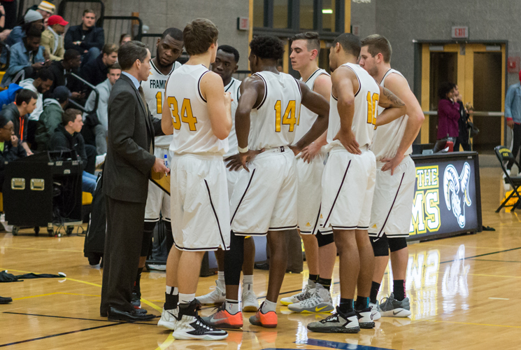 Men&rsquo;s Basketball Earns Sixth Seed in 2017 MASCAC Basketball Tournament