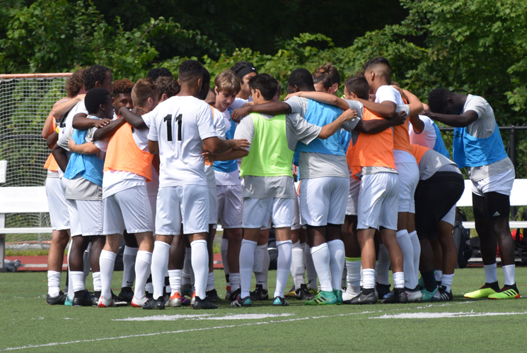 Springfield Blanks Men&rsquo;s Soccer; 2-0