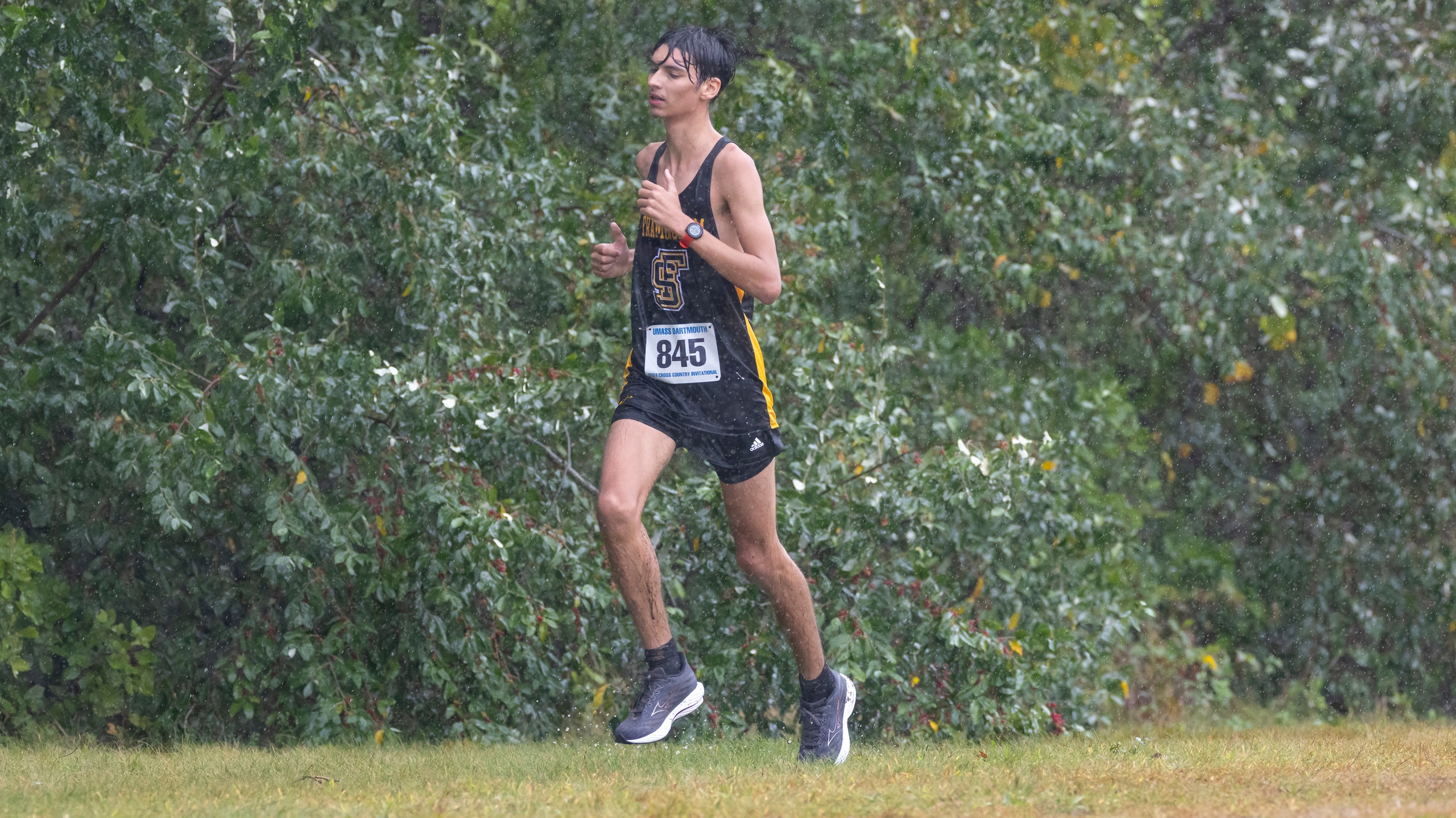 Men's Cross Country Competes at UMass Dartmouth Cross Country Invitational