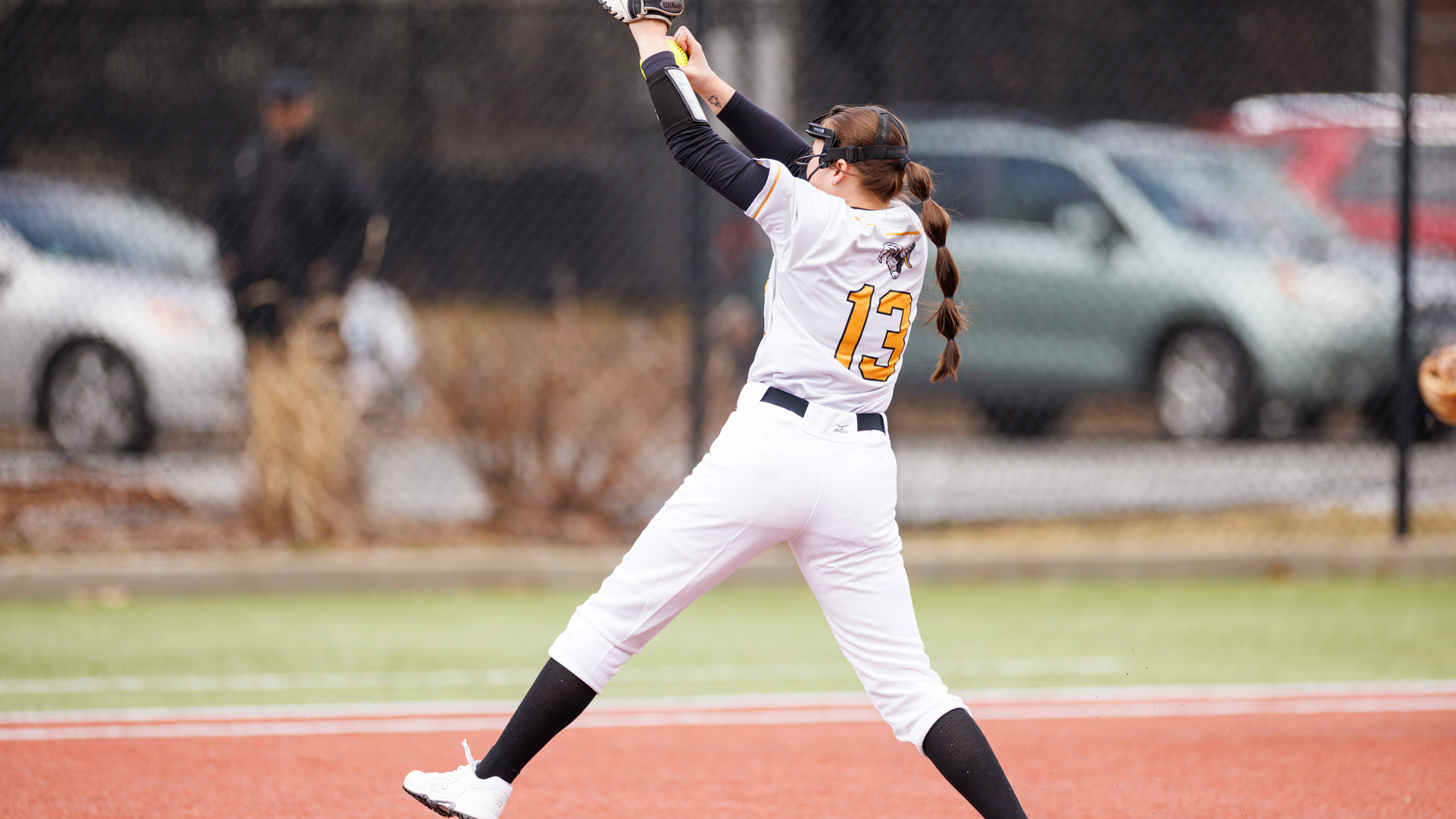 Moran Tosses Shutout as Softball Advances with 4-0 Victory over UMass Dartmouth