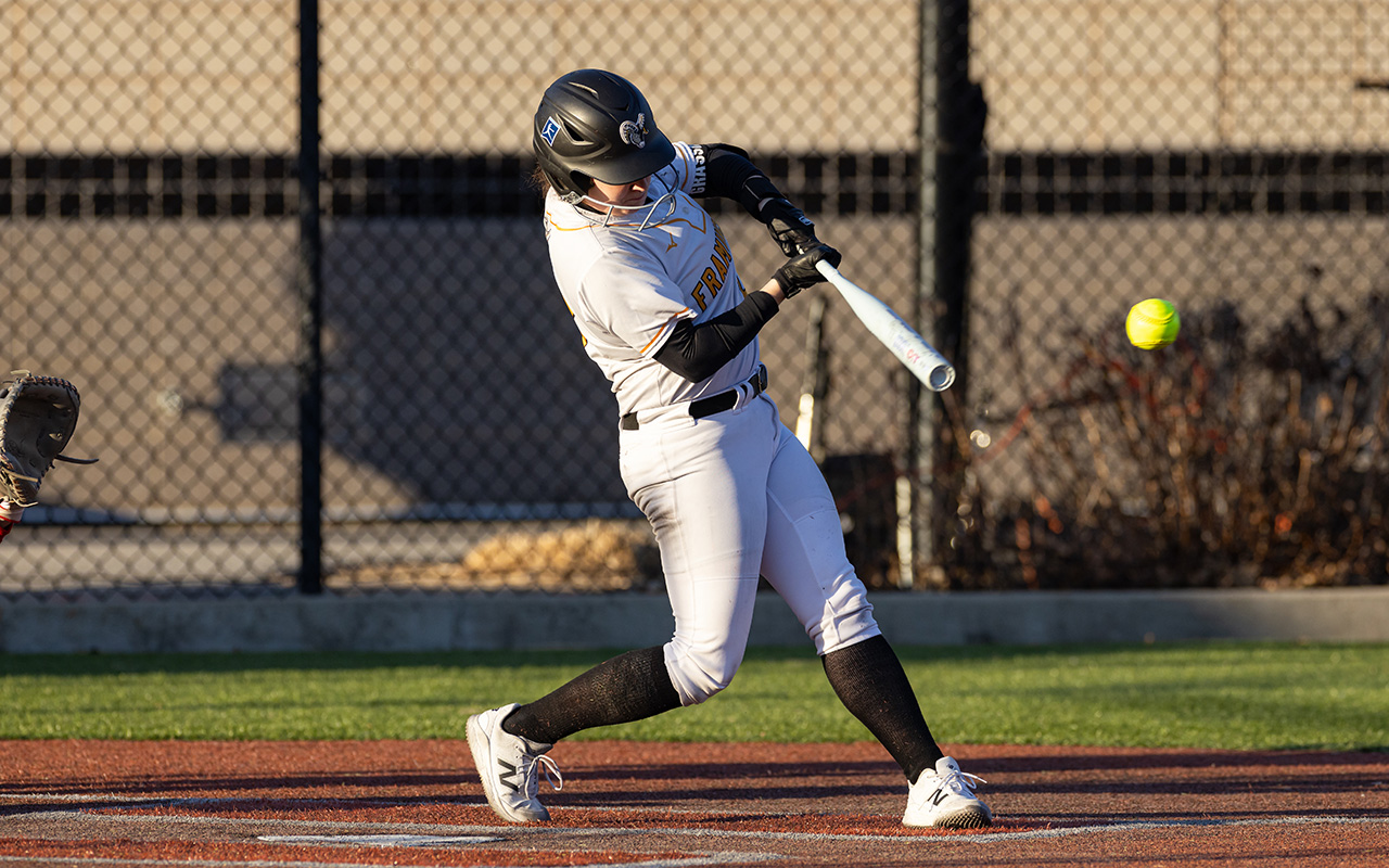 Softball Takes Game 1 in Extras Before Falling to Mass. Maritime in Game 2
