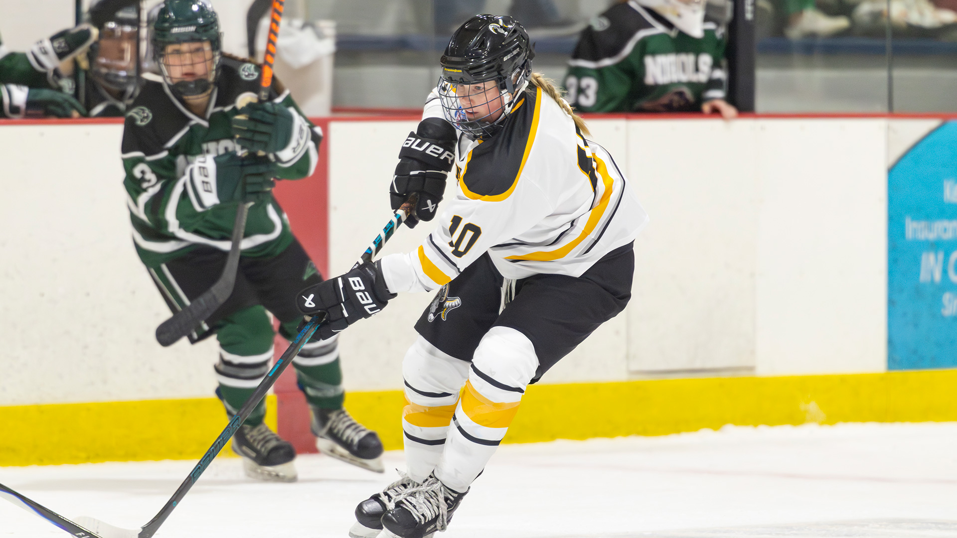 Wilson's Two Goals Lead Hood to 5-1 Victory Over Women's Ice Hockey