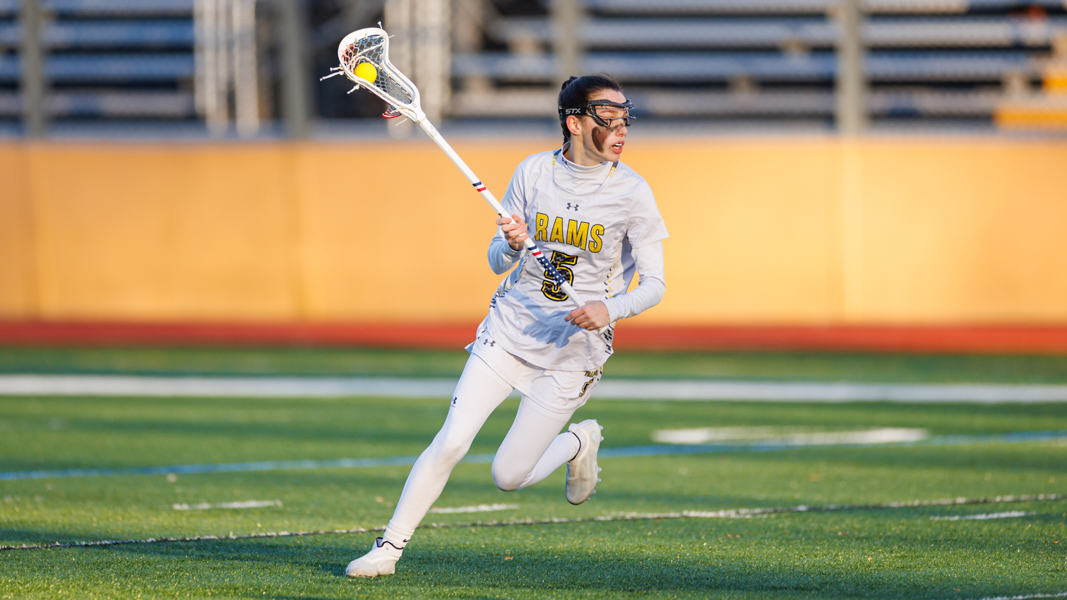 Women&rsquo;s Lacrosse Cruises Past Mass. Maritime